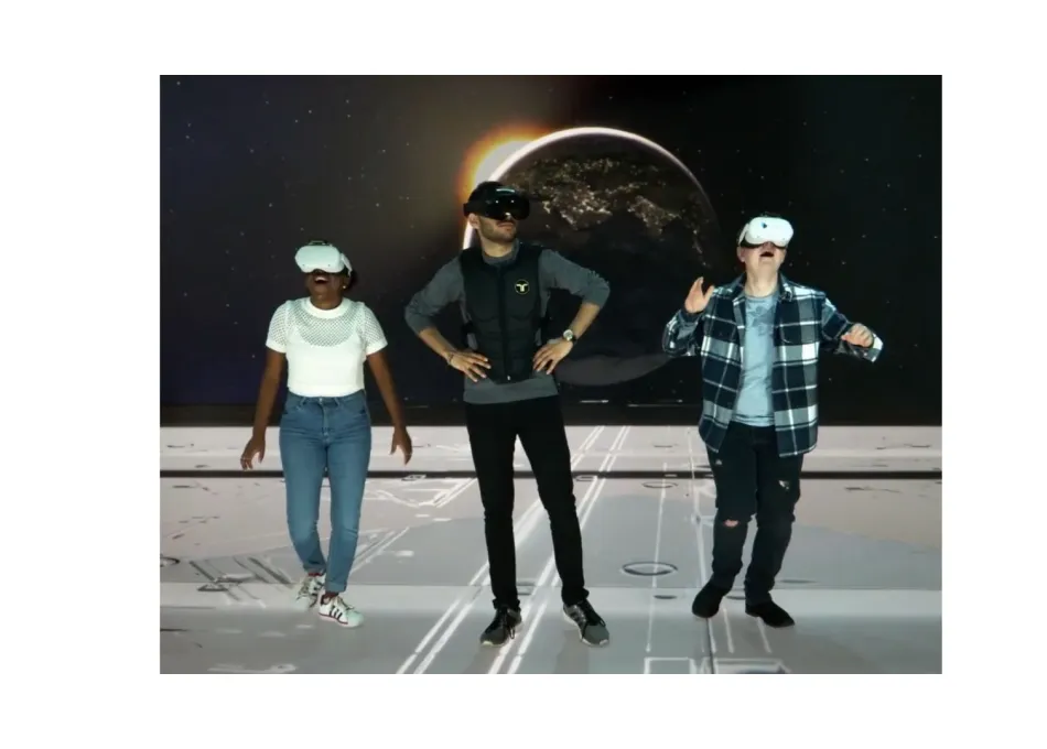 Students wearing Virtual Reality headsets